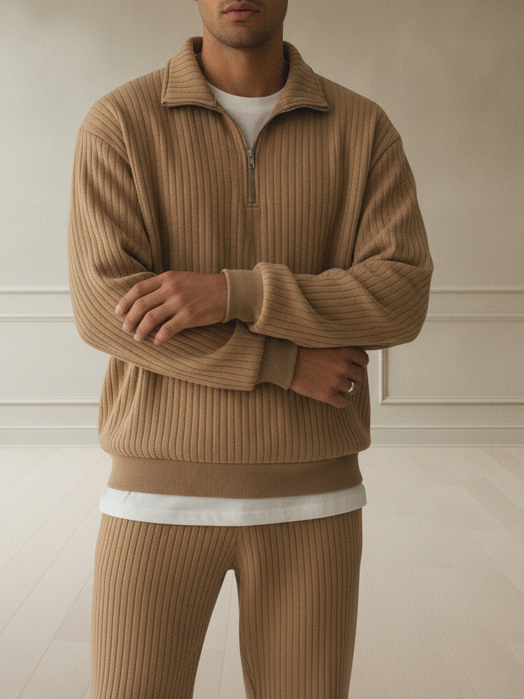 Pullover V-neck zip up